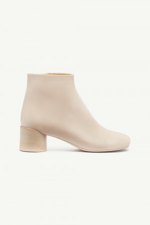 Maison Margiela Anatomic Ankle Boots Beige | UK_MM85067