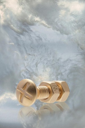 Maison Margiela Bolt And Nut Screw Earring Gold | UK_MM33684