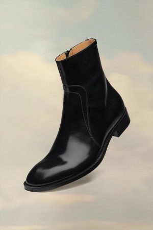 Maison Margiela Brushed Leather Boots Black | UK_MM23949