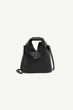 Maison Margiela Japanese Bag Classic Crossbody Black | UK_MM71397