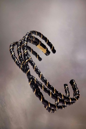 Maison Margiela Laces Cuff Black | UK_MM10154