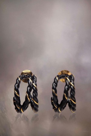 Maison Margiela Laces Earrings Black | UK_MM55106