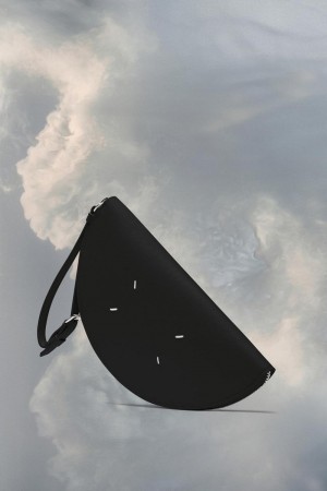 Maison Margiela Leather Pouch Black | UK_MM90298