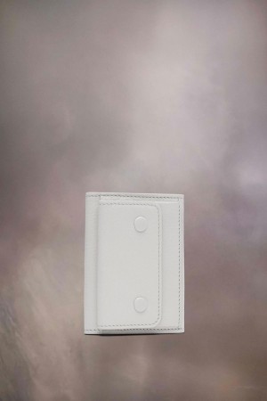 Maison Margiela Snap Button Leather Wallet White | UK_MM95829