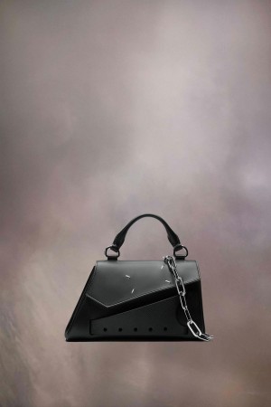 Maison Margiela Snatched Asymmetric Micro Black | UK_MM20837