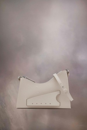 Maison Margiela Snatched Hobo Small White | UK_MM87129