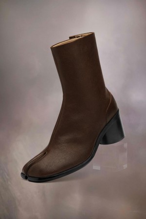 Maison Margiela Tabi Ankle Boots Brown | UK_MM30982