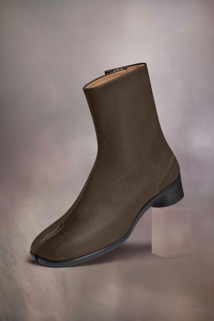 Maison Margiela Tabi Ankle Boots Brown | UK_MM49410