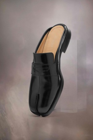Maison Margiela Tabi City Loafer Mules Black | UK_MM28728