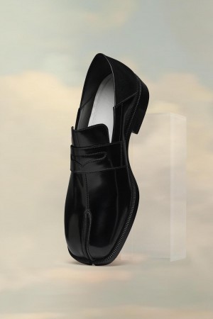 Maison Margiela Tabi Loafers Black | UK_MM71976