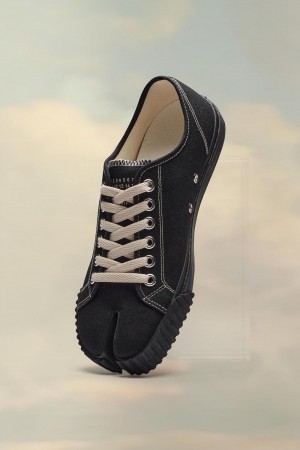 Maison Margiela Tabi Sneakers Black | UK_MM49041