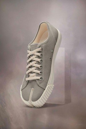 Maison Margiela Tabi Sneakers Grey | UK_MM76459